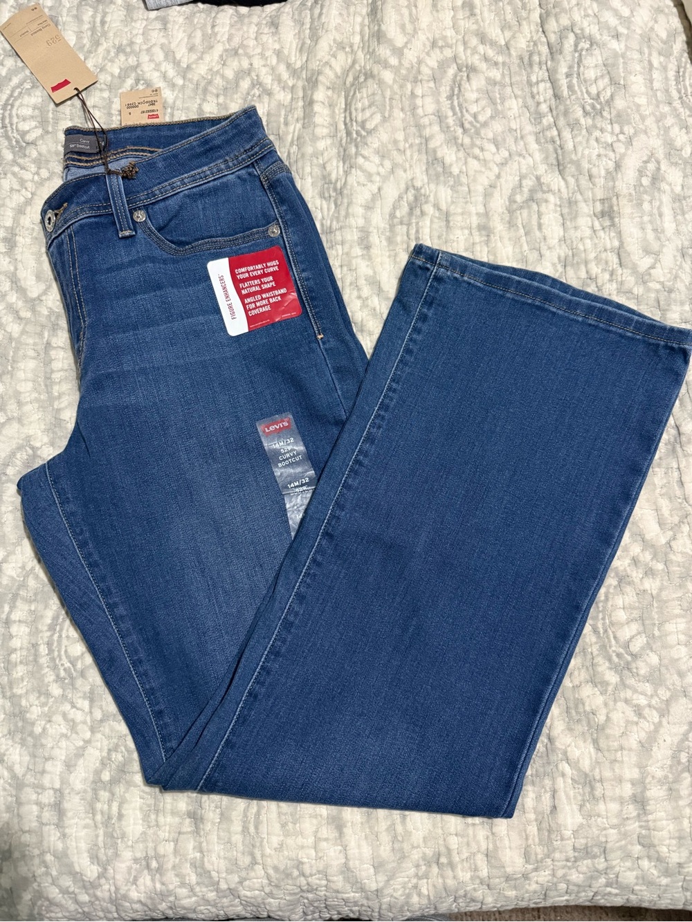 Levi's Women's Dark Blue Straight-Leg Jeans